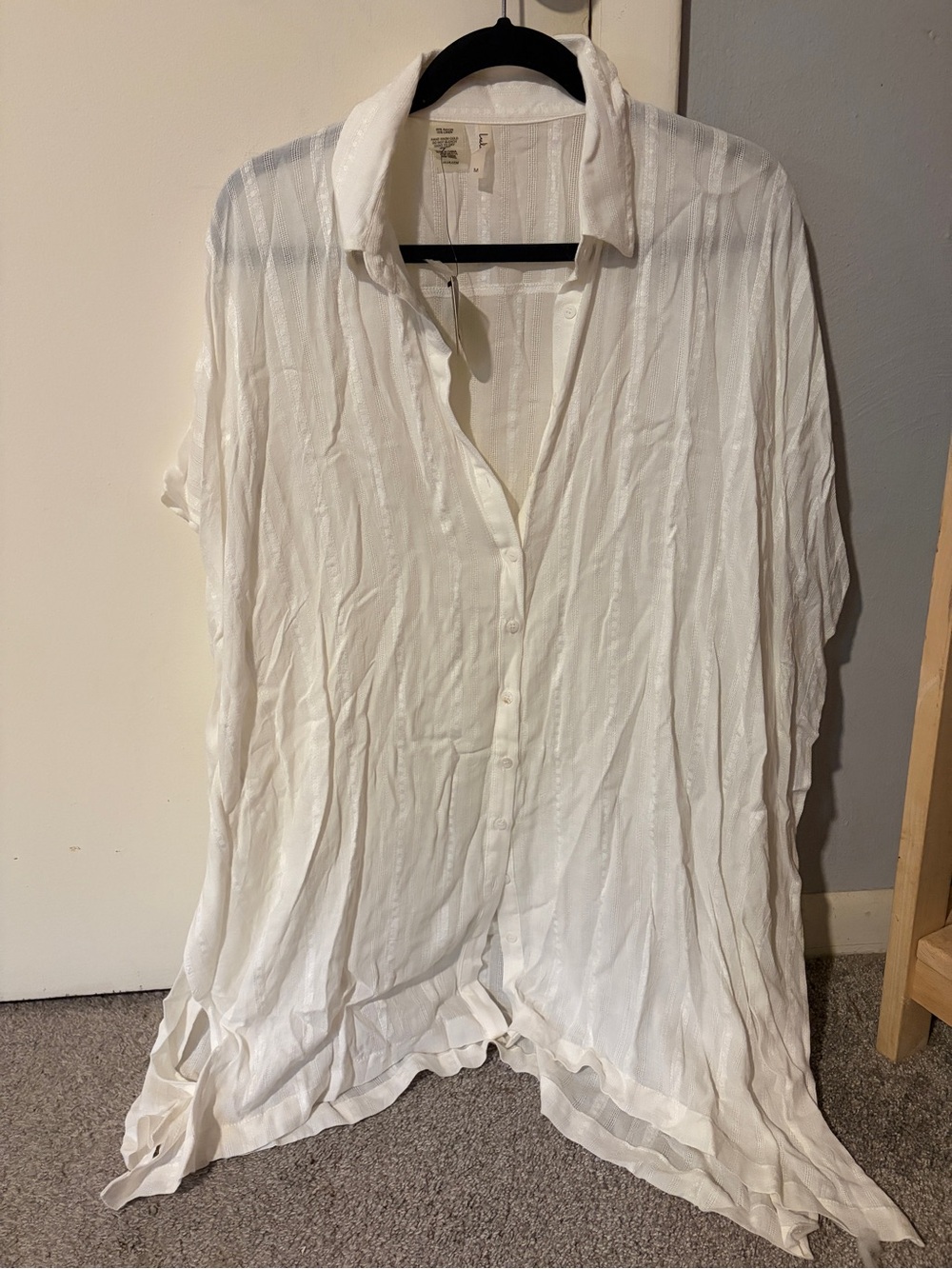 Lulus Lightweight White Button-Front Women's Beach Cover-up